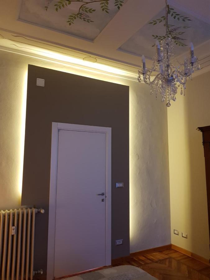 אסטי Appartamento Rosalba מראה חיצוני תמונה