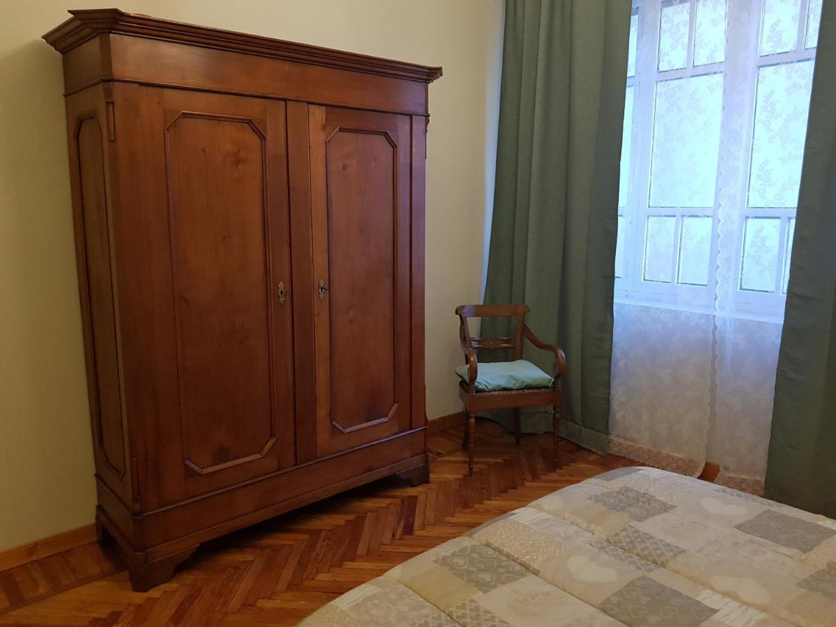 אסטי Appartamento Rosalba מראה חיצוני תמונה